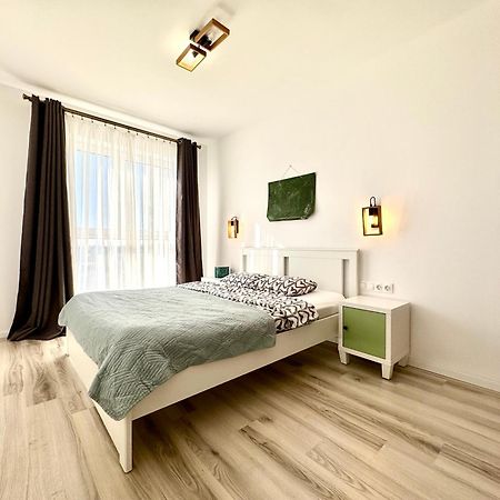 Luca'S Forest Apartment ティミショアラ エクステリア 写真